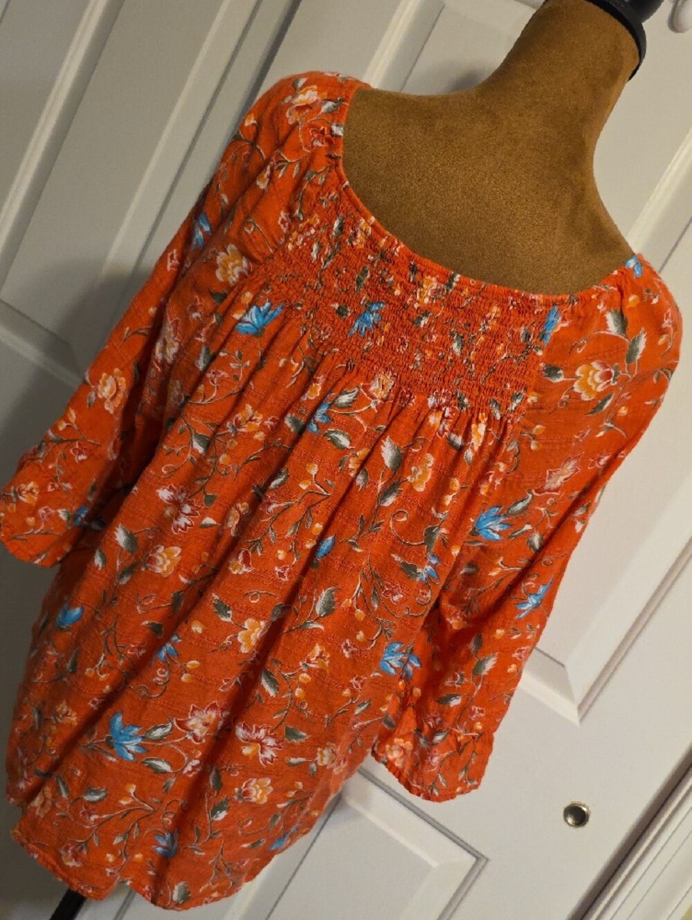 Croft & Barrow Orange Floral Peasant Blouse Smocked Neckline Size XL - Picture 7 of 8